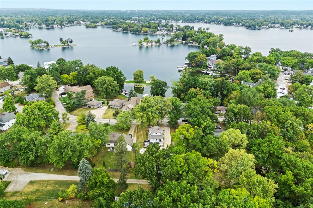 Aerial view of Lake Orion, Michigan and waterfront homes